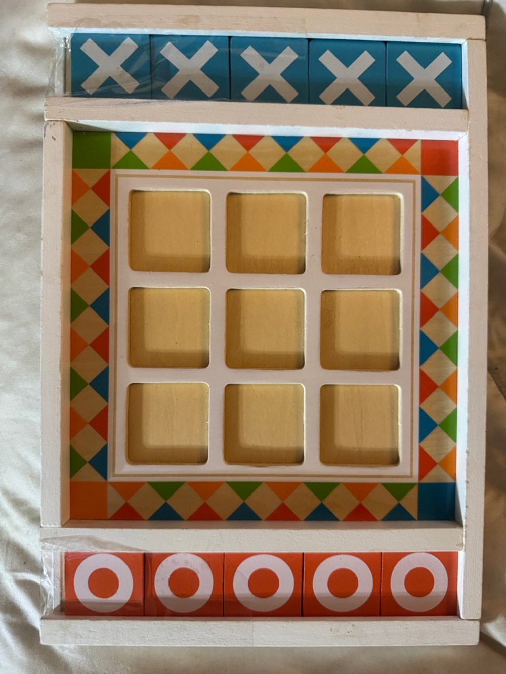 Melissa & Doug Wooden Tic-Tac-Toe Wall Decor - Multicolor